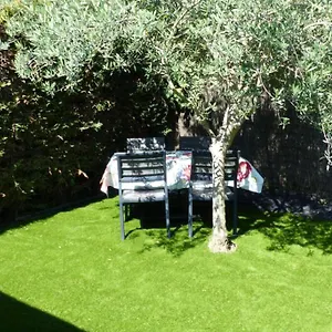 https://carcalet-2-clim-jardin-parking-au-calme.hotels-rhonealpes.com
