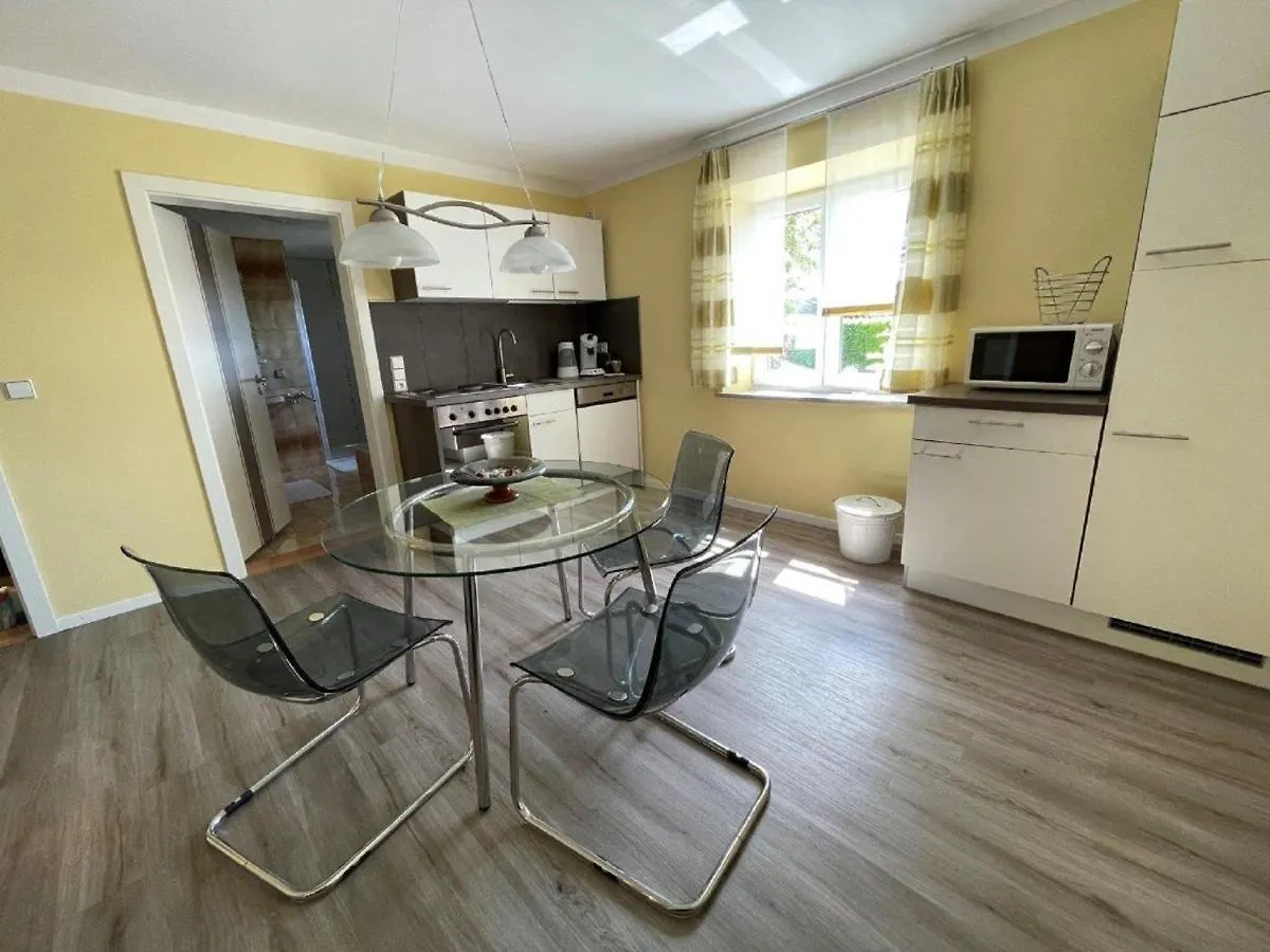 Daire Ferienwohnung Kroener Donauwörth